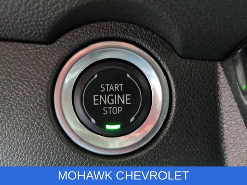 Certified 2024 Chevrolet Traverse LT w/ Trailering Package AWD/4WD image 17