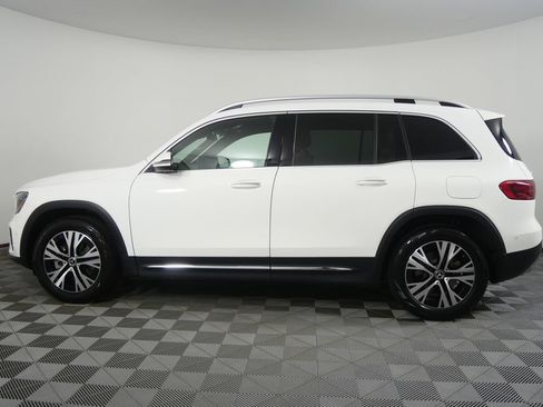 Used 2024 Mercedes-Benz GLB 250 4MATIC image 6