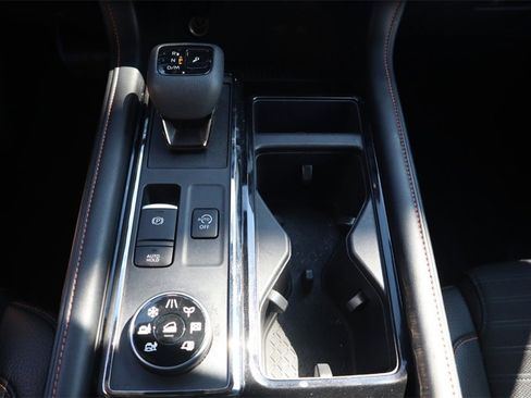 Certified 2023 Nissan Pathfinder Rock Creek image 31