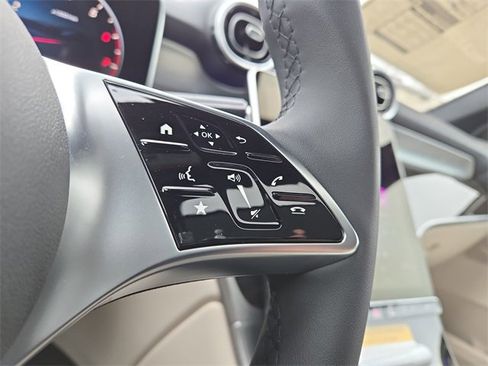 New 2026 Mercedes-Benz GLC 300 4MATIC image 18