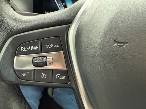 Used 2023 BMW i4 eDrive40 w/ Premium Package image 39