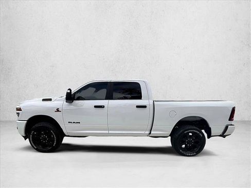 Used 2026 RAM 2500 Big Horn AWD/4WD image 6