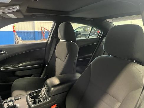 Used 2014 Dodge Charger SXT RWD image 23