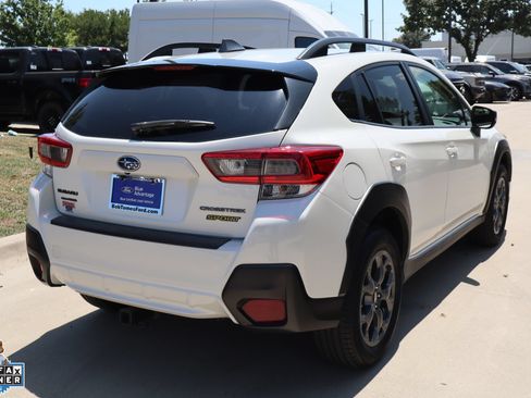 Used 2023 Subaru Crosstrek 2.5i Sport AWD/4WD image 3