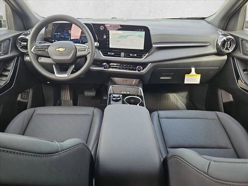 New 2026 Chevrolet Equinox LT w/ Convenience Package II image 15