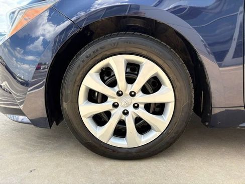 Used 2023 Toyota Corolla LE image 24