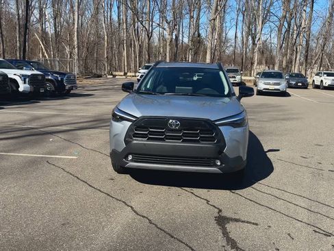 New 2026 Toyota Corolla Cross XLE w/ Convenience Package AWD/4WD image 3
