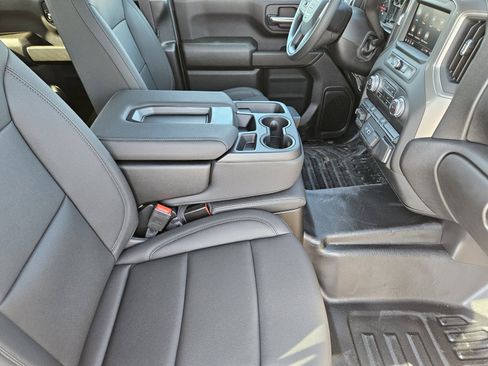 New 2026 GMC Sierra 2500 Pro w/ Convenience Package AWD/4WD image 14