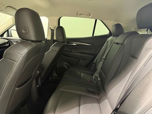 Used 2021 Buick Envision Essence FWD image 25