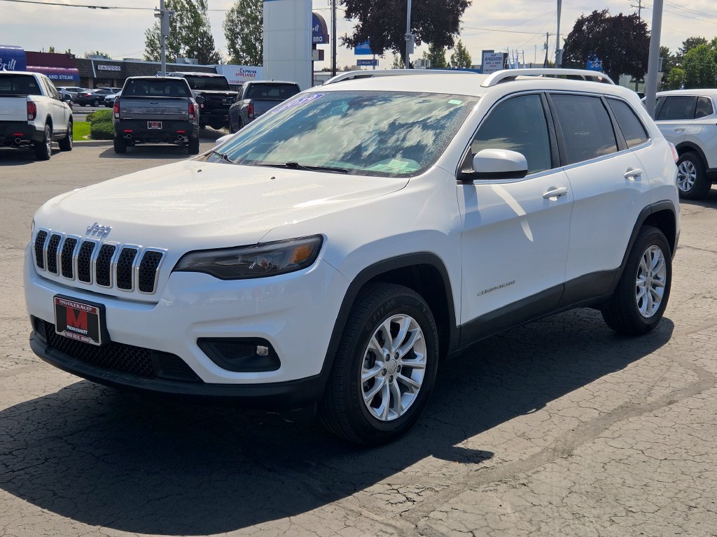 Used 2019 Jeep Cherokee Latitude w/ Popular Appearance Group AWD/4WD image 17