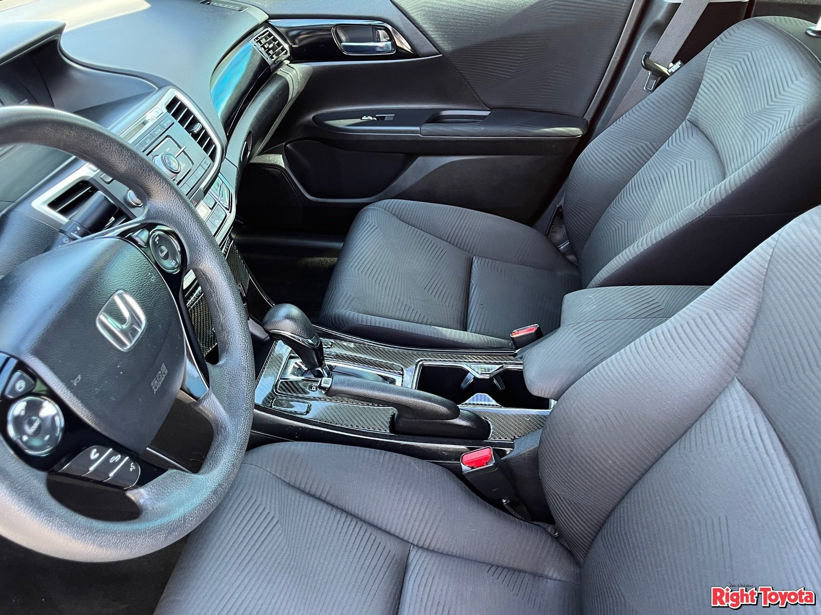 Used 2017 Honda Accord LX image 20