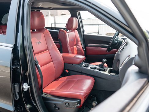 Used 2018 Dodge Durango R/T w/ Blacktop Package AWD/4WD image 16