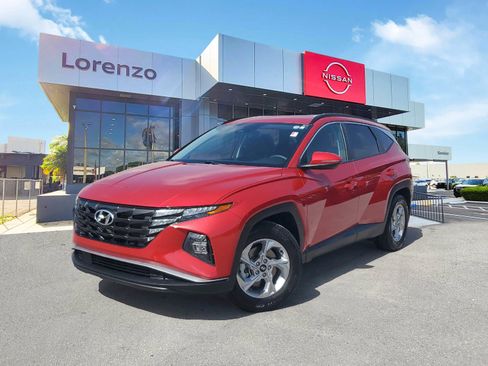 Used 2023 Hyundai Tucson SEL image 1