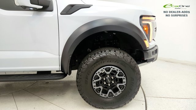 Used 2025 Ford F150 Raptor w/ Equipment Group 803A Raptor R AWD/4WD image 21