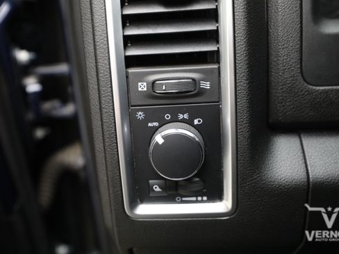 Used 2022 RAM 1500 Warlock w/ Electronics Group AWD/4WD image 16