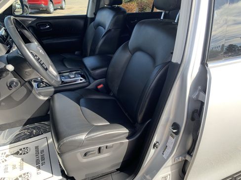 Used 2023 Nissan Armada SV image 34