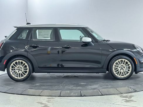 New 2026 MINI Cooper S FWD image 8