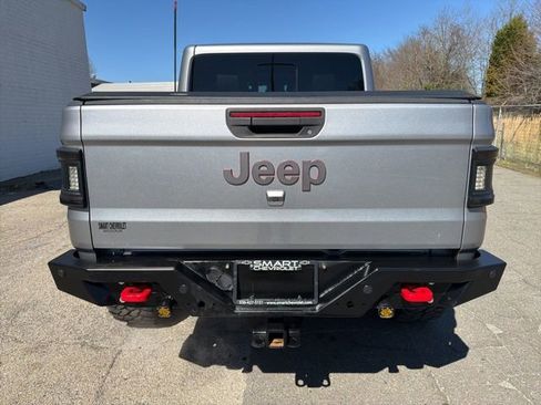 Used 2020 Jeep Gladiator Rubicon image 3