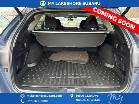 Used 2025 Subaru Outback Premium image 13