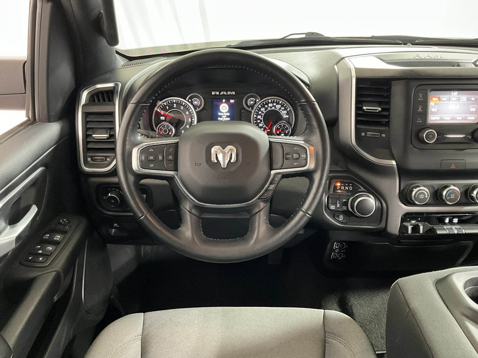 Used 2024 RAM 1500 Lone Star AWD/4WD image 6