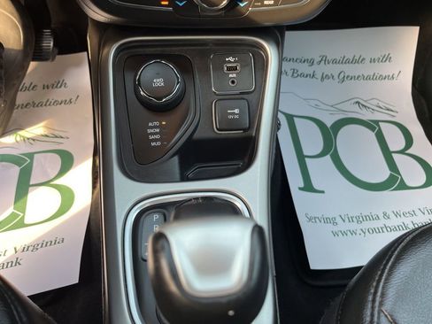 Used 2020 Jeep Compass Latitude image 22