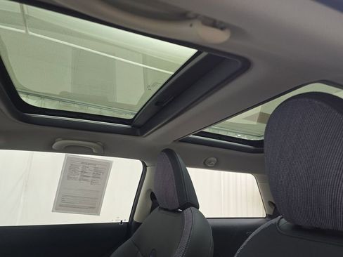 Certified 2025 MINI Cooper 2-Door Hardtop image 23