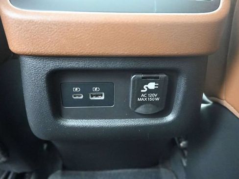 Used 2023 Nissan Pathfinder Platinum AWD/4WD image 28