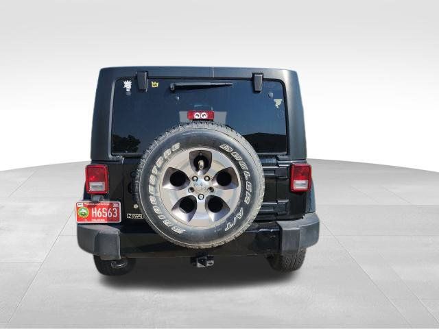 Used 2018 Jeep Wrangler Unlimited Sahara AWD/4WD image 4