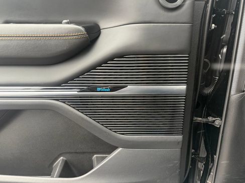 Used 2022 Jeep Grand Wagoneer Series III image 18