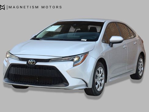 Used 2022 Toyota Corolla LE FWD image 7