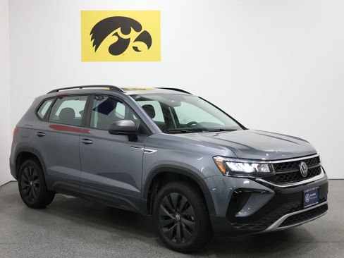 Used 2023 Volkswagen Taos S FWD image 6