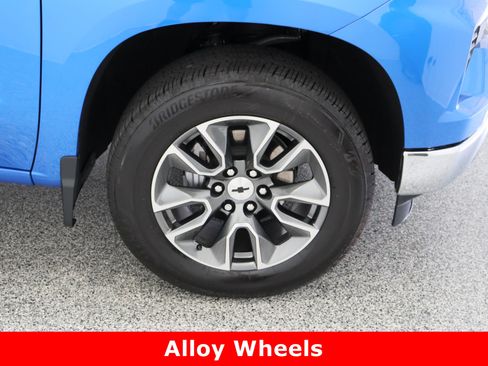 Used 2025 Chevrolet Silverado 1500 LT w/ Leather Package image 5