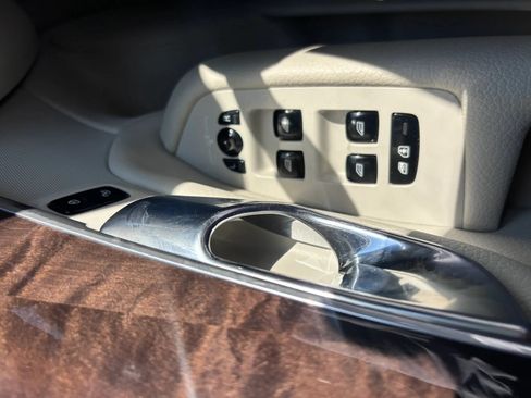 Used 2019 Volvo XC90 T6 Momentum w/ Advanced Package AWD/4WD image 8