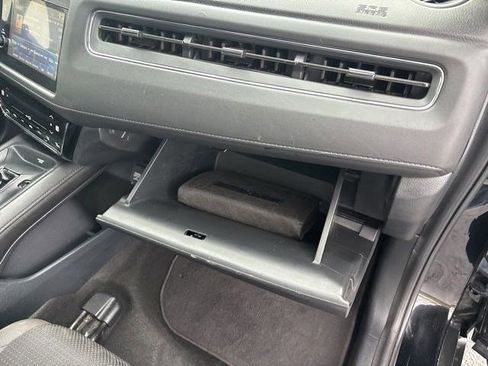 Used 2022 Honda HR-V EX image 40