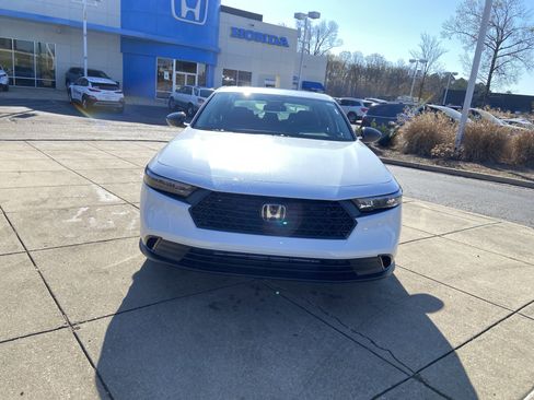 New 2026 Honda Accord SE image 3