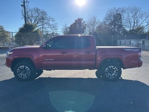 Used 2021 Toyota Tacoma TRD Sport image 2
