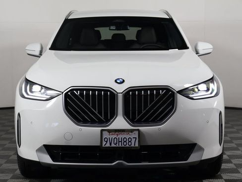 Certified 2026 BMW X3 xDrive30i AWD/4WD image 2
