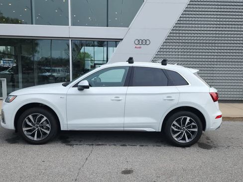 Used 2023 Audi Q5 2.0T Premium w/ Convenience Package AWD/4WD image 9