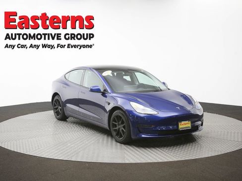 Used 2023 Tesla Model 3 Standard Range image 44