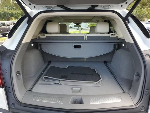 Used 2021 Cadillac XT5 Premium Luxury FWD image 25
