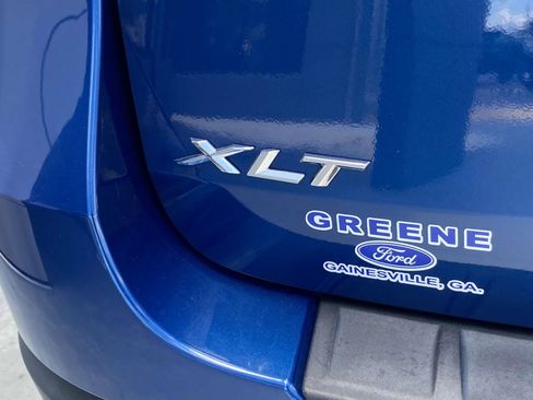 Used 2022 Ford Explorer XLT w/ Equipment Group 202A image 6