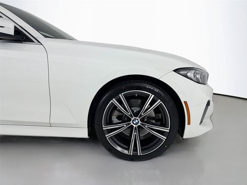 Used 2024 BMW 330i Sedan w/ Premium Package RWD image 25