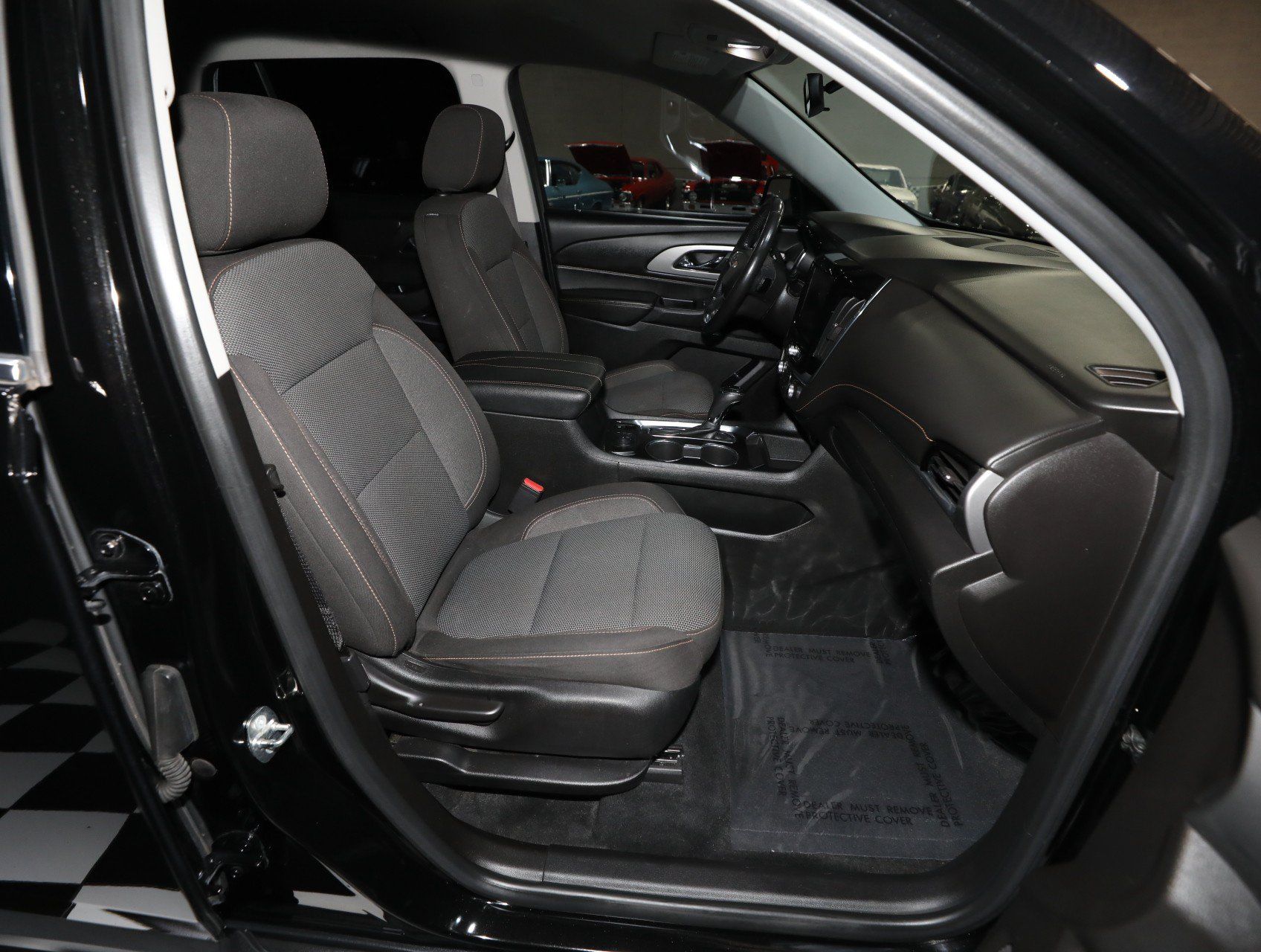 Used 2018 Chevrolet Traverse LT AWD/4WD image 35