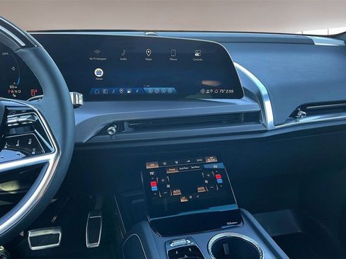 New 2026 Cadillac Vistiq Sport image 7