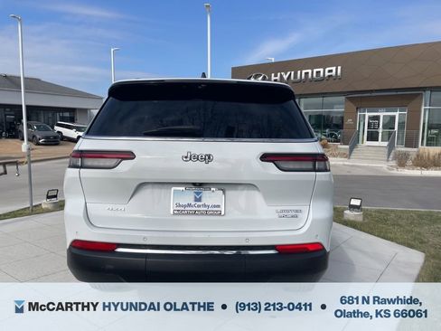 Used 2023 Jeep Grand Cherokee L Limited w/ Luxury Tech Group II image 15