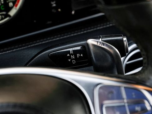 Used 2016 Mercedes-Benz S 63 AMG 4MATIC Coupe image 22