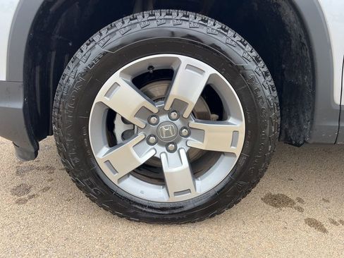 Certified 2025 Honda Ridgeline RTL image 9