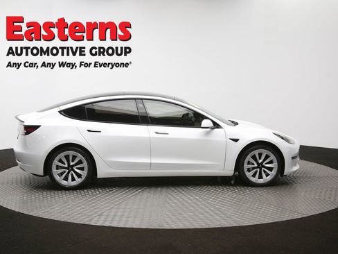 Used 2021 Tesla Model 3 Standard Range Plus image 43