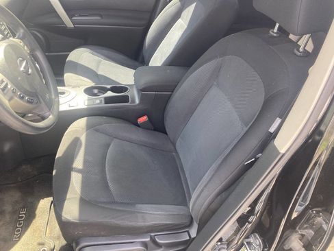 Used 2013 Nissan Rogue S w/ Special Edition Pkg image 6