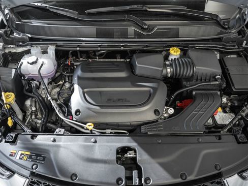 New 2026 Chrysler Pacifica Select image 14